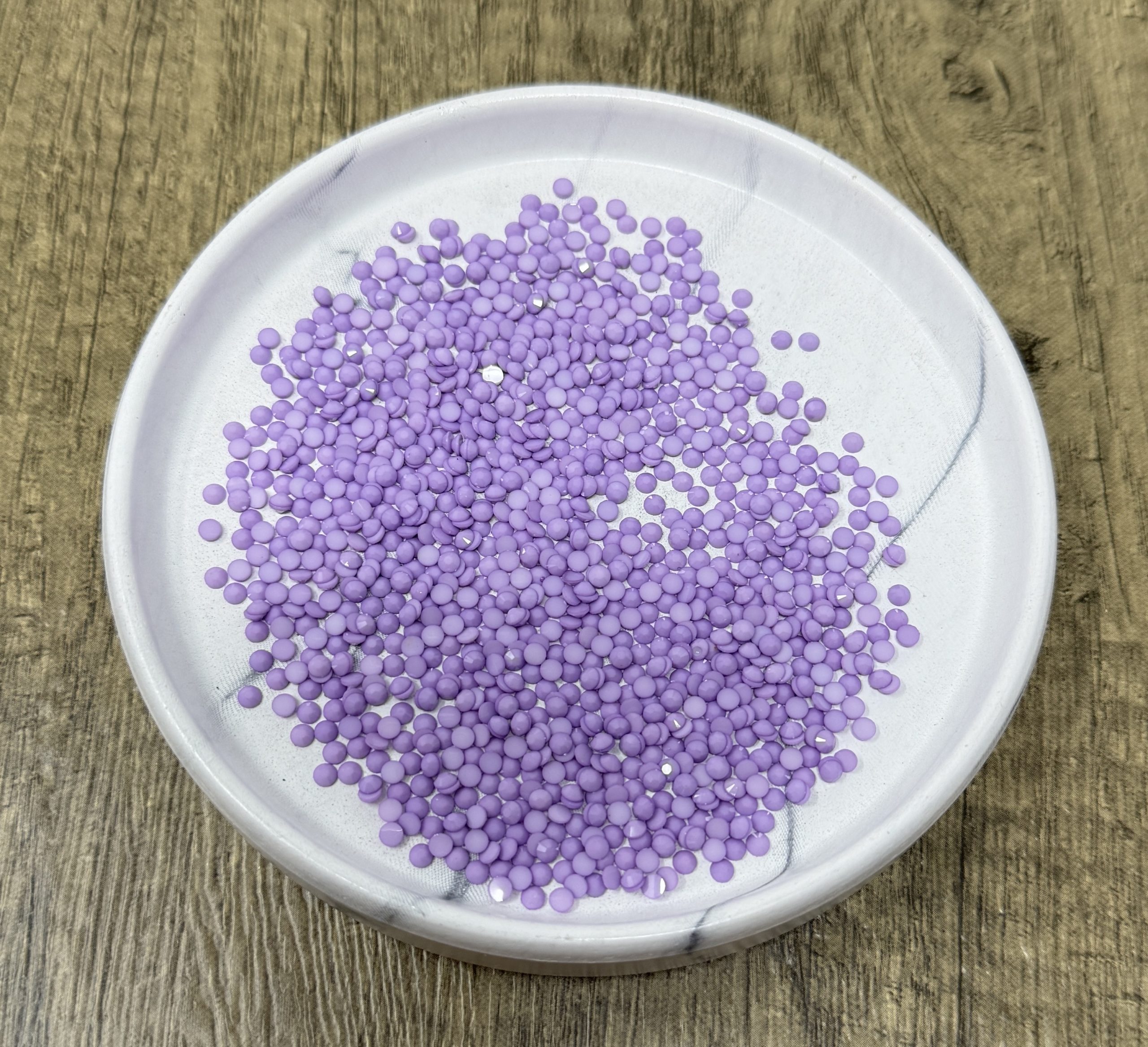 Lt. Amethyst 3MM Flatback Resin Jelly Rhinestones