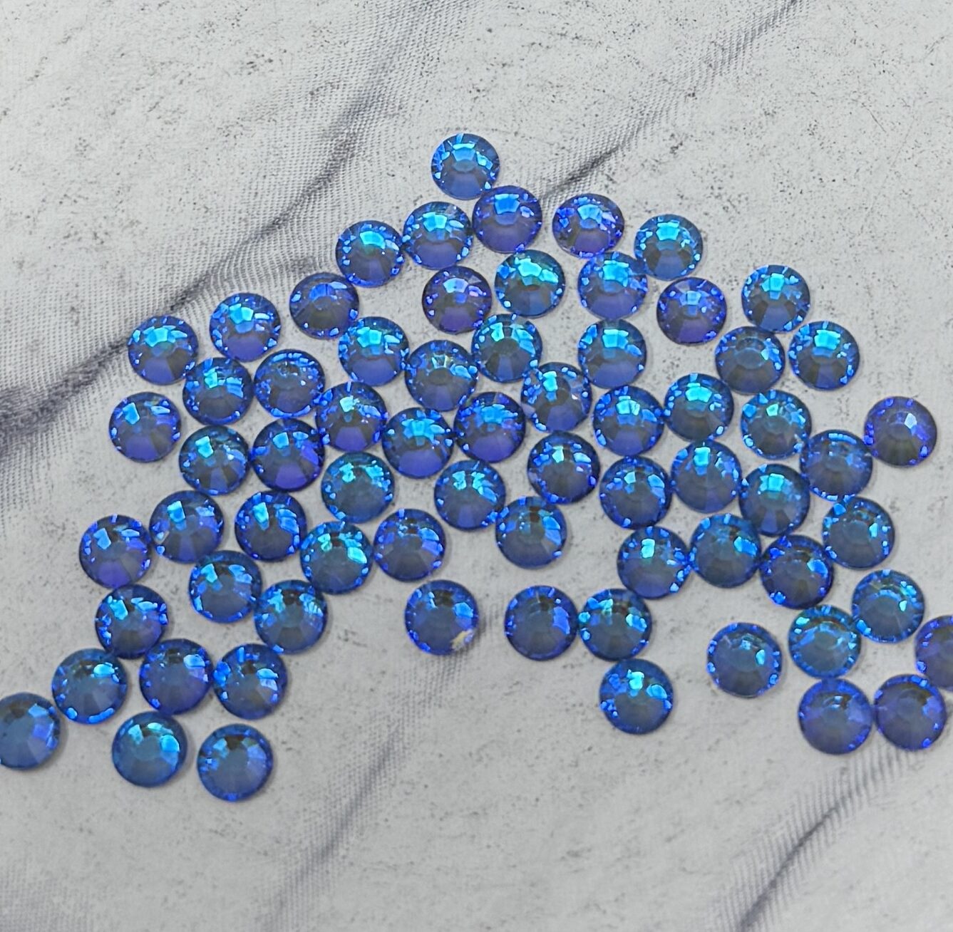 SS20 Flat Back Glass Rhinestones -Blue Fire Opal