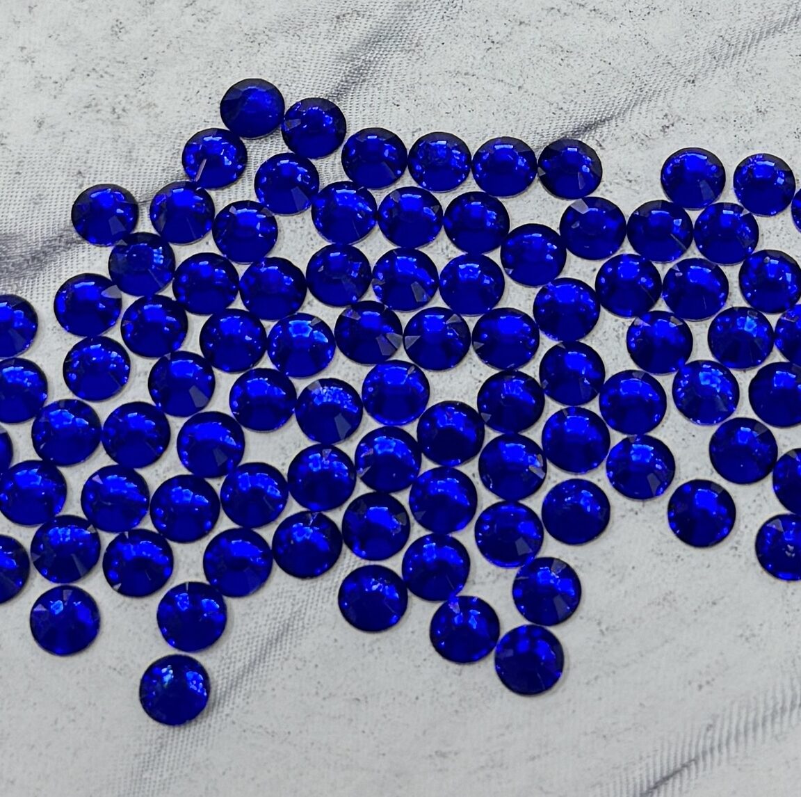 SS20 Flat Back Glass Rhinestones -Royal Blue